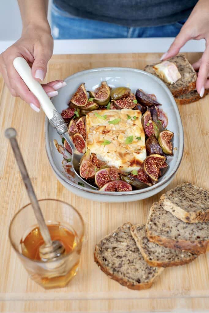 feta z owocami z air fryera